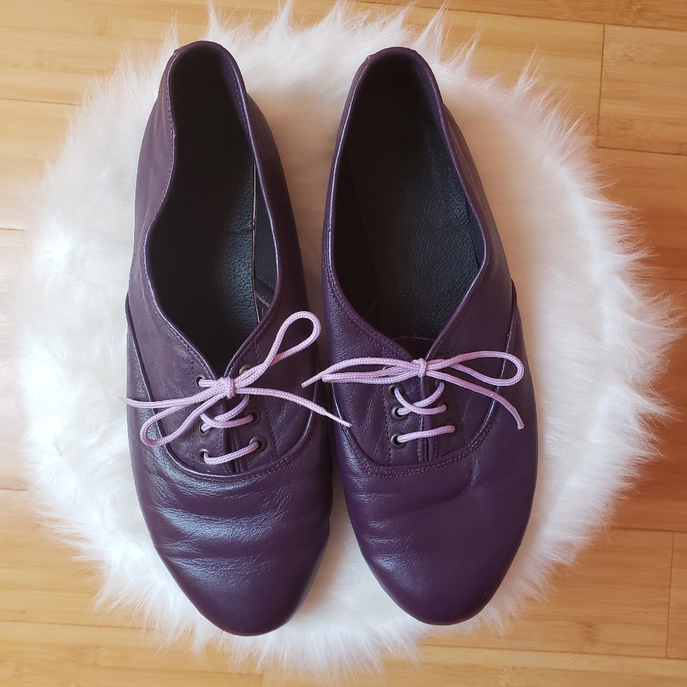 Golden Ponies soft leather Oxford shoes eggplant purple size 9